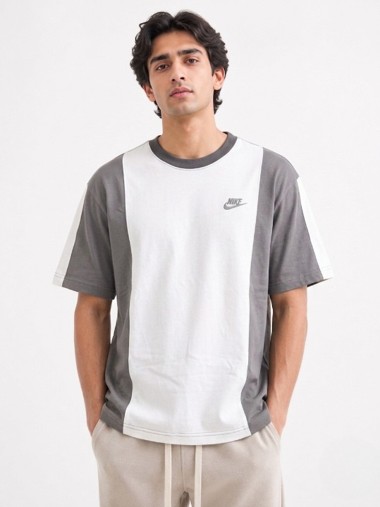 NIKEE PANEL T Shirt GC1117